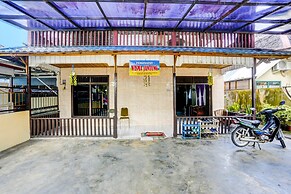 SPOT ON 92529 Penginapan Wisma Bintang Syariah Near MTs Al Ma'arif Kot