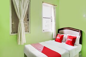 OYO 90204 Surya Inn Syariah