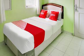 OYO 90204 Surya Inn Syariah