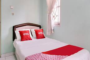 OYO 90204 Surya Inn Syariah