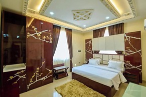 Double D Luxury Apartments