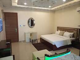 Double D Luxury Apartments