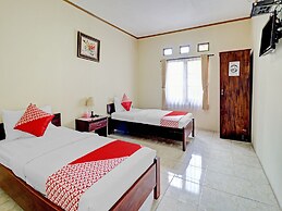 Collection O 90461 Graha Atmadja Syariah Guest House