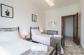 Casa Adda Apartments by Wonderful Italy