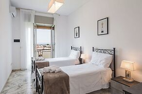 Casa Adda Apartments by Wonderful Italy