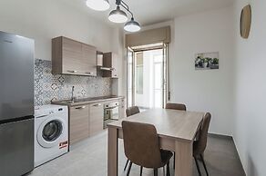 Casa Adda Apartments by Wonderful Italy