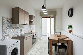 Casa Adda Apartments by Wonderful Italy