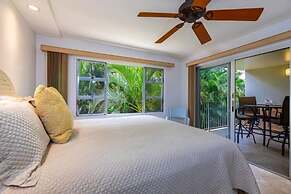 Royal Mauian #219 2 Bedroom Condo by RedAwning