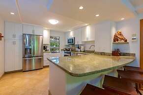 Royal Mauian #219 2 Bedroom Condo by RedAwning