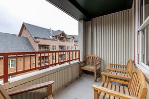 8256 Silver Mill 3 Bedroom Condo by RedAwning