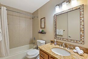 2bd River North Million Dollar Views! Parking Incl by AllSet Turnover