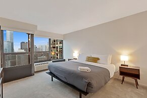 2bd River North Million Dollar Views! Parking Incl by AllSet Turnover