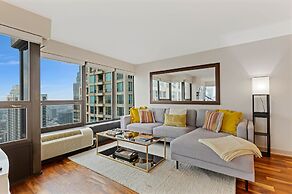 2bd River North Million Dollar Views! Parking Incl by AllSet Turnover