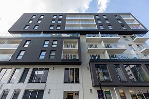 Studio Near Manufaktura Łódź by Renters