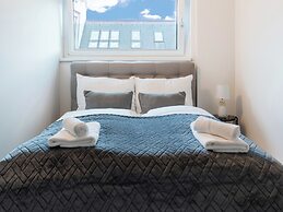 SKY9 Apartments Stadthalle