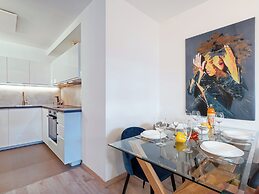 SKY9 Apartments Stadthalle