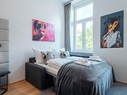 SKY9 Apartments Stadthalle