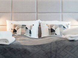 SKY9 Apartments Stadthalle