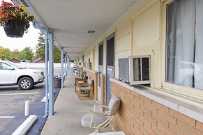 Parkside Motel By OYO Meadville Conneaut Lake