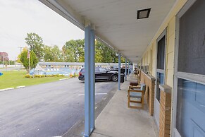 Parkside Motel By OYO Meadville Conneaut Lake