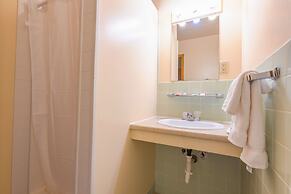 Parkside Motel By OYO Meadville Conneaut Lake