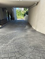 B&C Luxury Residance