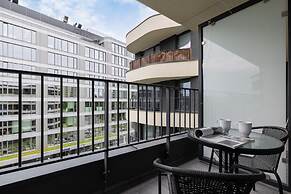 Modern Apartment With Parking by Renters