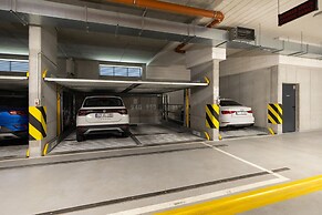 Modern Apartment With Parking by Renters