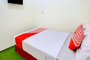 OYO 90725 Zeevanna Guest House Syariah