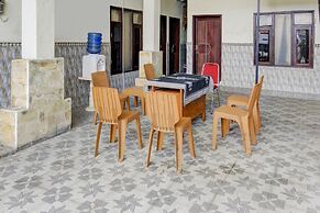 OYO 90725 Zeevanna Guest House Syariah