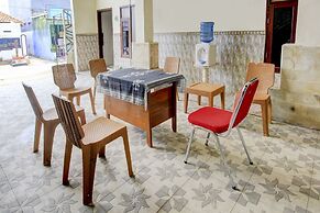 OYO 90725 Zeevanna Guest House Syariah