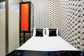 OYO 91126 Kertajaya Residence Surabaya