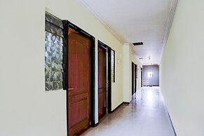 OYO 91126 Kertajaya Residence Surabaya