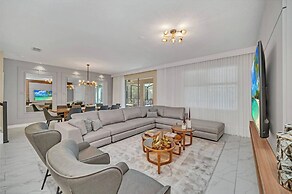 Storey Lake 9 BR Themed Games Room