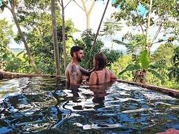 Cacao Glamping