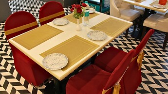 Hibiscus select hotel