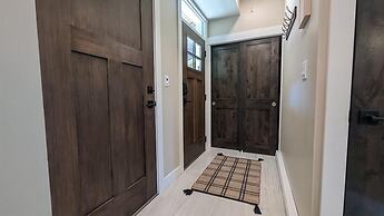 Altitude #36 2 Bedroom Condo