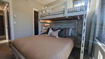 Altitude #36 2 Bedroom Condo