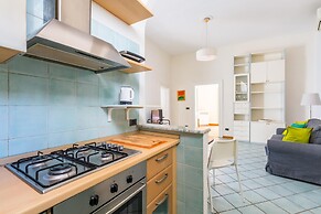 Chiaia Relax on Pedastrian Area