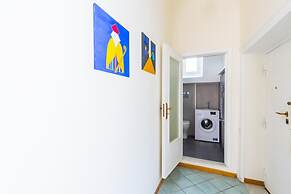 Chiaia Relax on Pedastrian Area