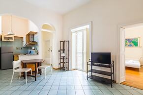 Chiaia Relax on Pedastrian Area