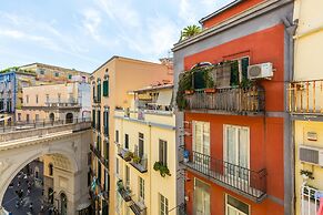 Chiaia Relax on Pedastrian Area