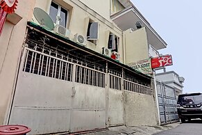 OYO 90743 Kartini Populer