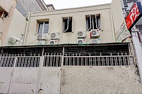 OYO 90743 Kartini Populer