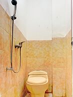 OYO 90743 Kartini Populer