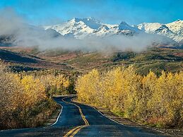 Denali Lakeview Inn