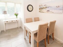 20 The Walled Garden