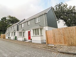 20 The Walled Garden