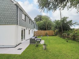 20 The Walled Garden