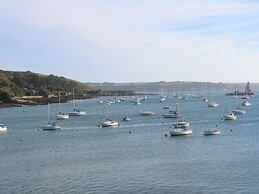 20 The Walled Garden